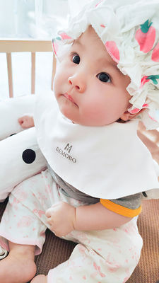 OEM ODM Silicone Infants Newborn Baby Bibs For Drooling